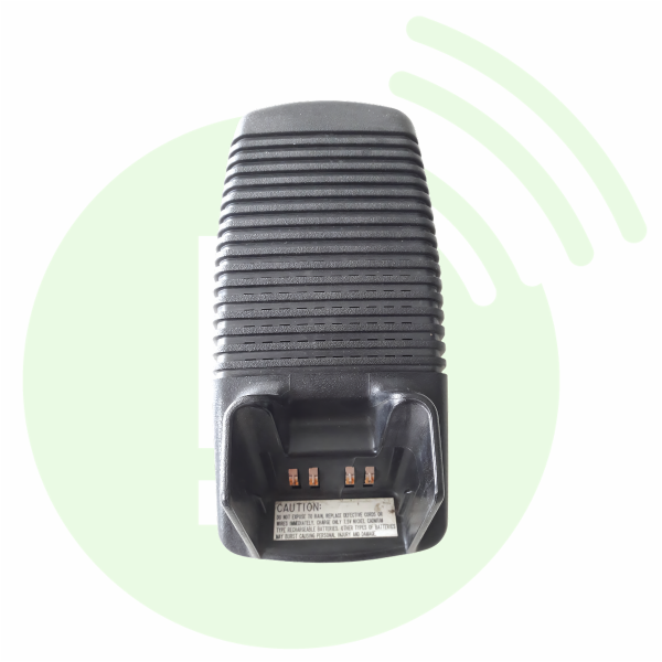 MOTOROLA Chargeur individuel NTN7209A d'occasion livré avec alimentation occasion pour GP900/GP1200