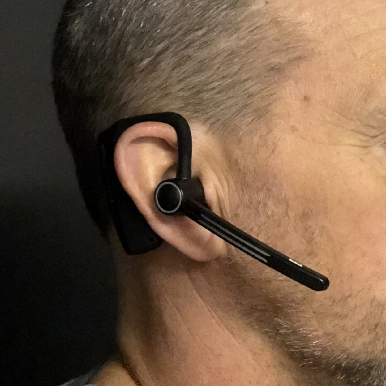 Oreillette contour d'oreille EP-SR30310 avec micro et PTT Bluetooth